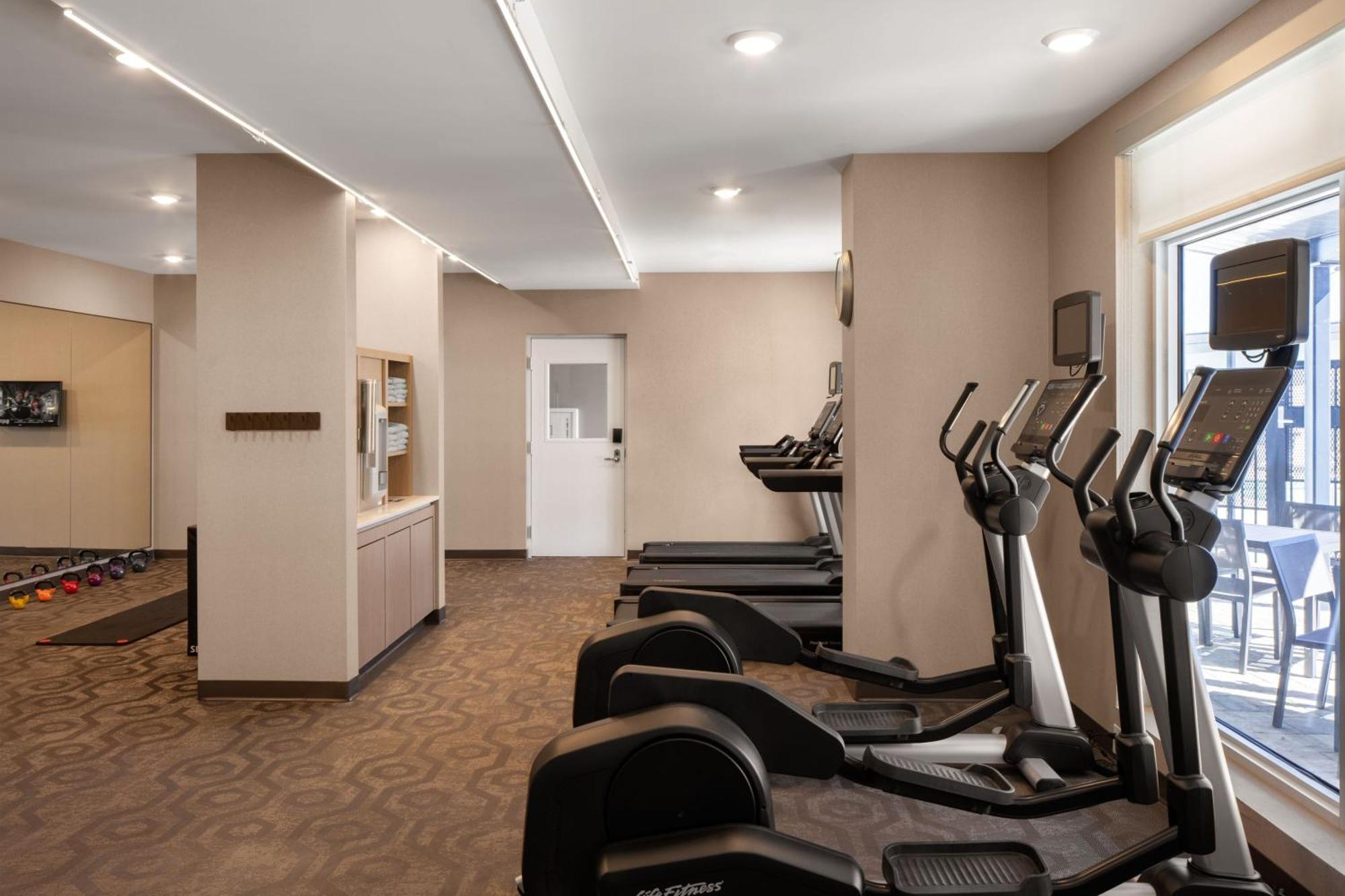 Residence Inn By Marriott Tampa 웨슬리채플 외부 사진