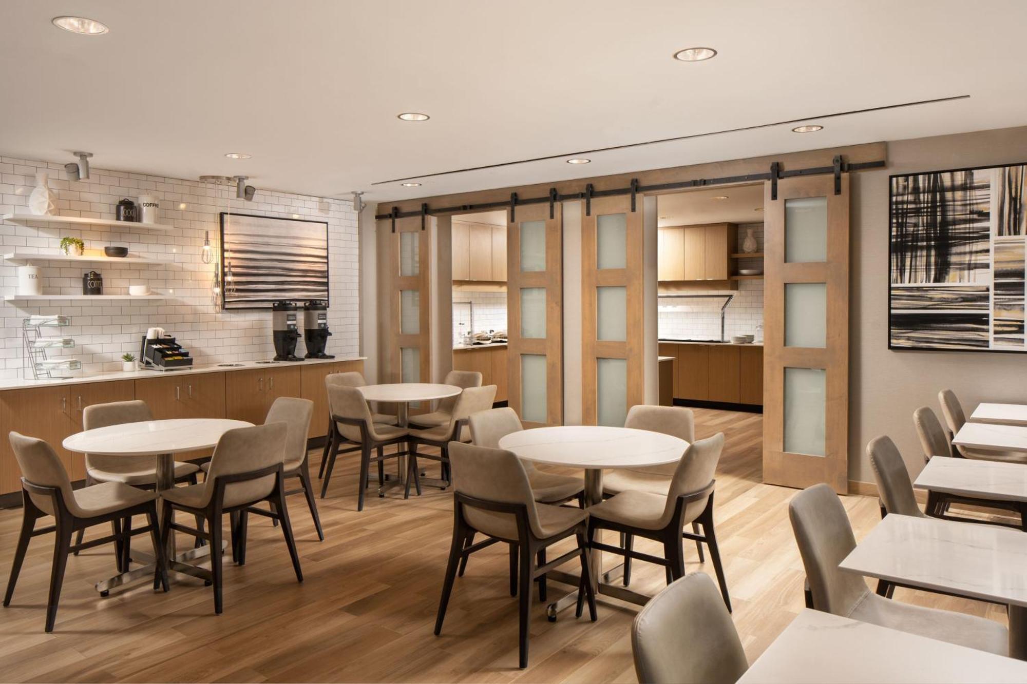 Residence Inn By Marriott Tampa 웨슬리채플 외부 사진