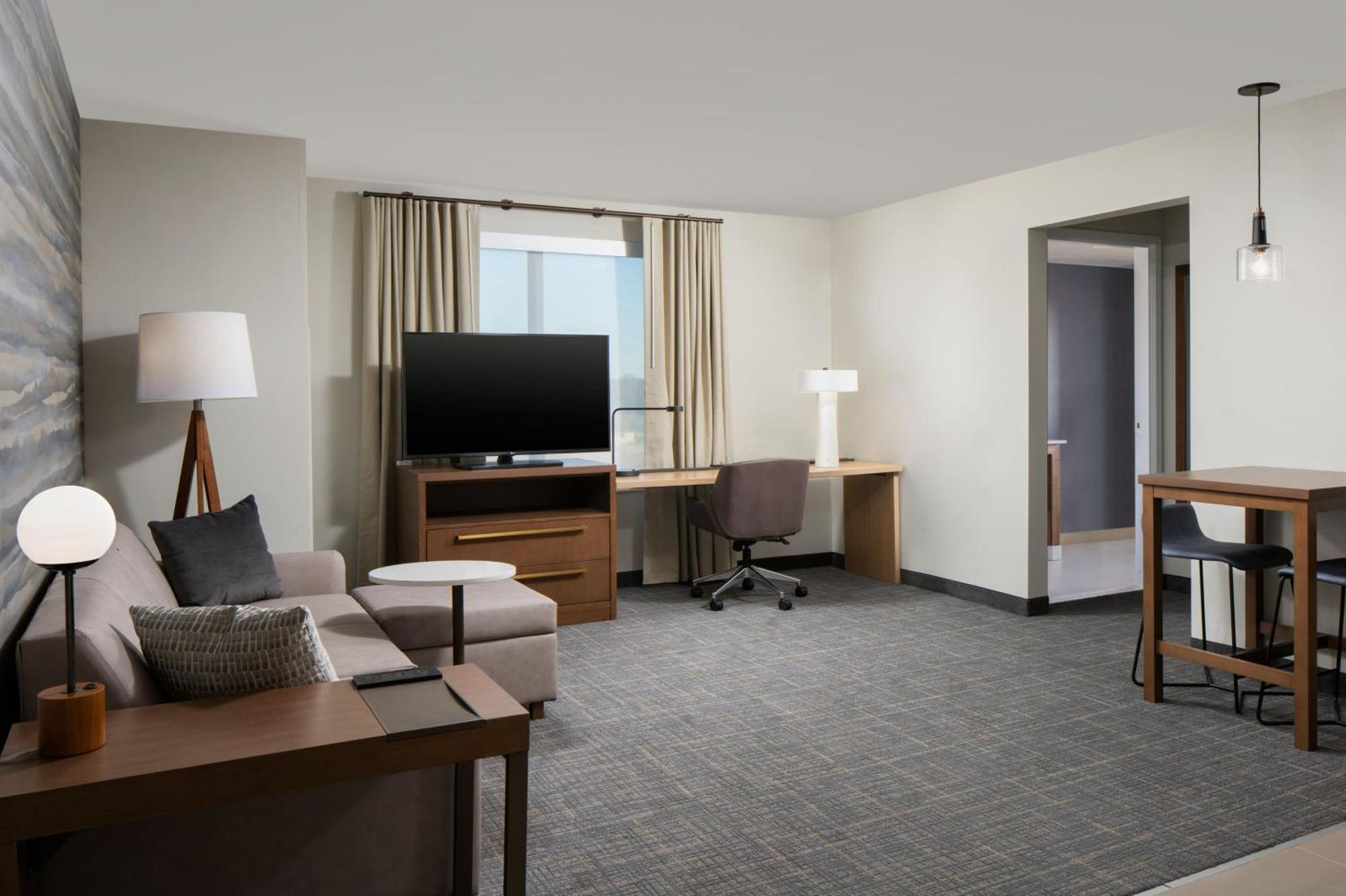 Residence Inn By Marriott Tampa 웨슬리채플 외부 사진