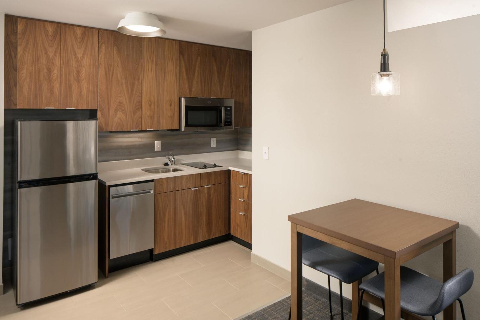 Residence Inn By Marriott Tampa 웨슬리채플 외부 사진